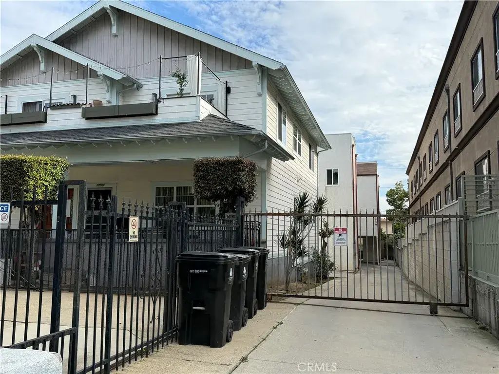 1758 N Kingsley 5, Los Angeles
