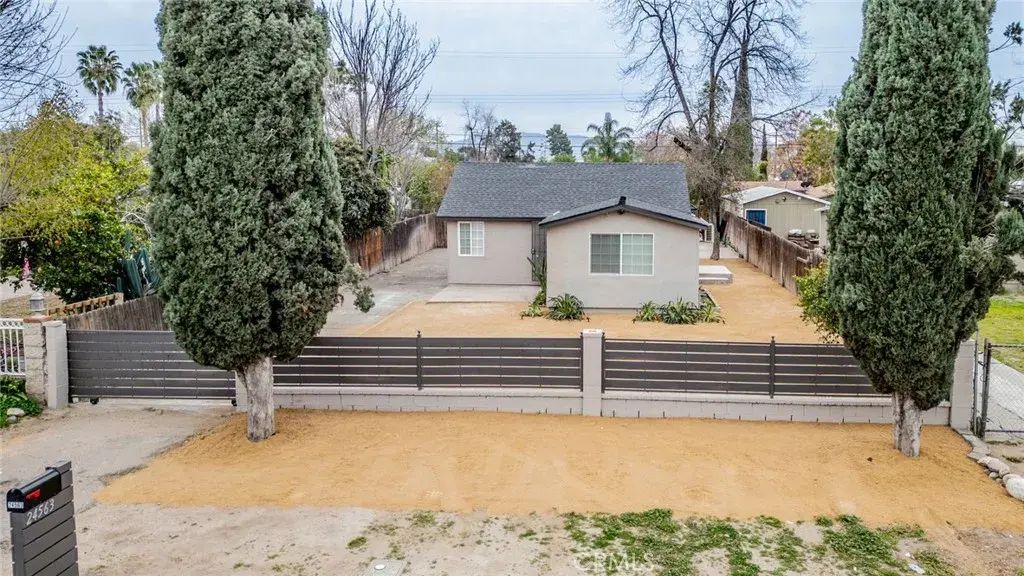 24563 4th, San Bernardino
