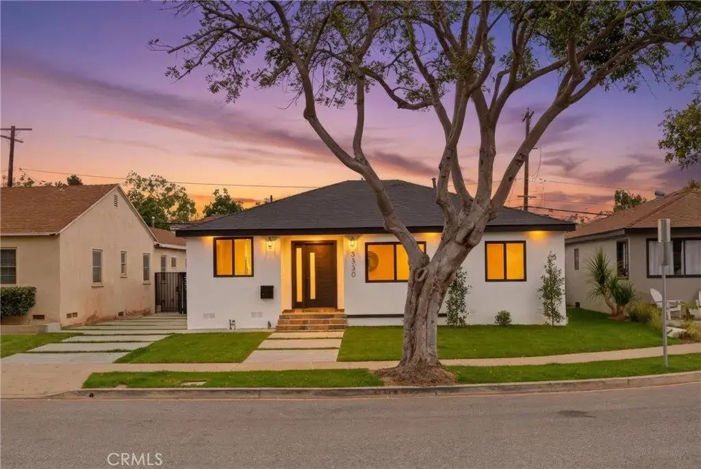 3330 Delaware Avenue, Santa Monica