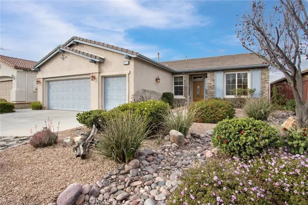 8172 Parry, Hemet