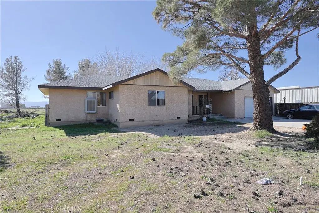 7540 W Avenue A, Lancaster