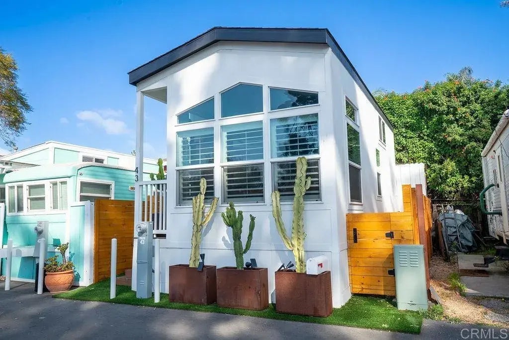 523 N Vulcan 43, Encinitas