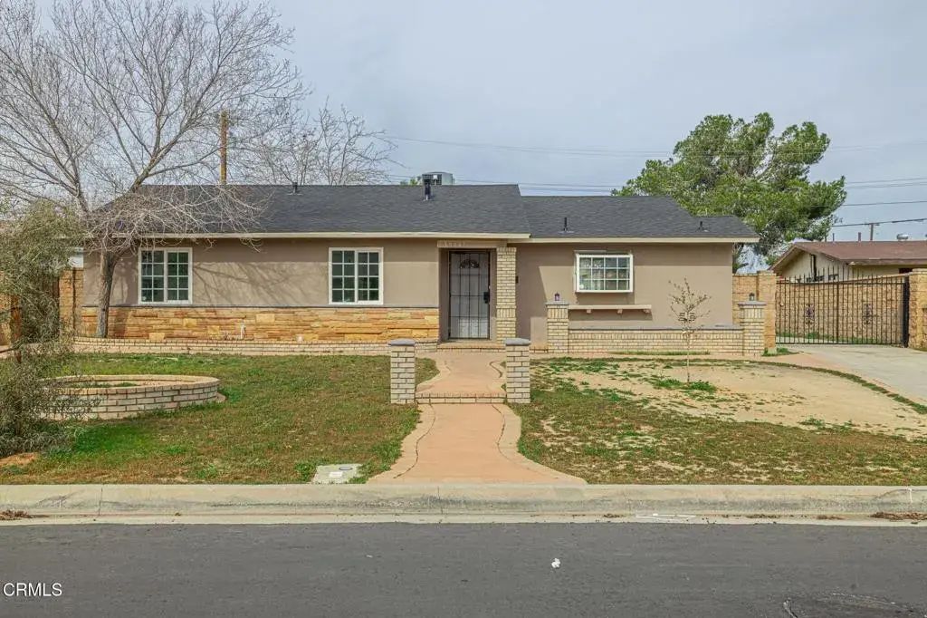 39047 Juniper Tree Road, Palmdale