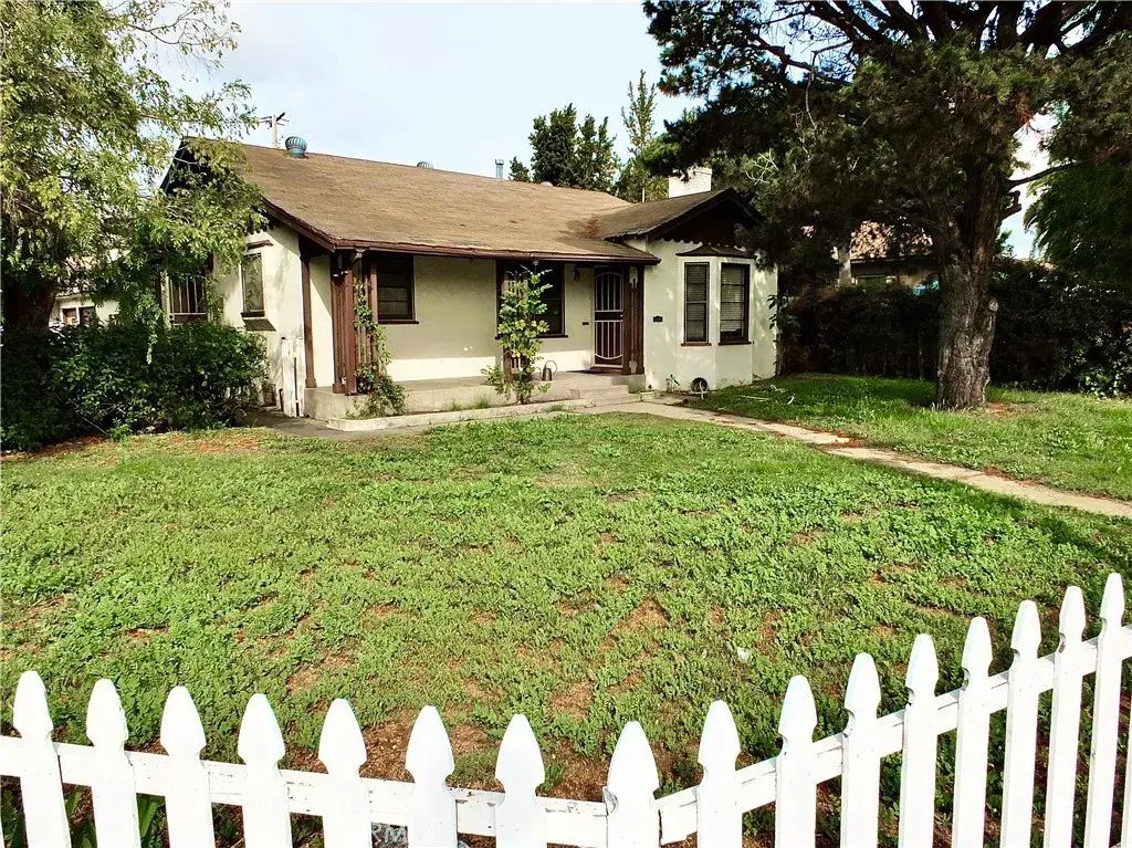 2325 W Carson, Torrance