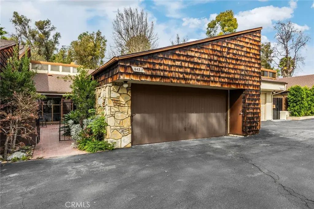9437 Friendly Woods Lane, Whittier