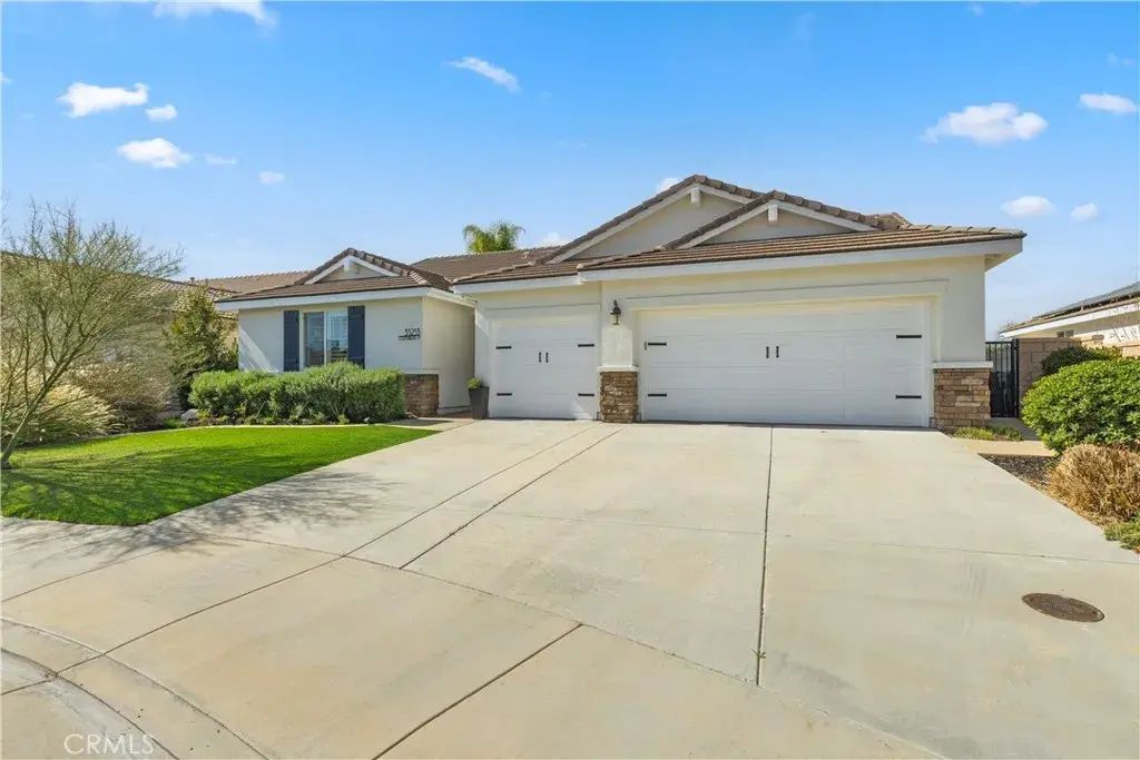 35253 Goldthread Lane, Murrieta