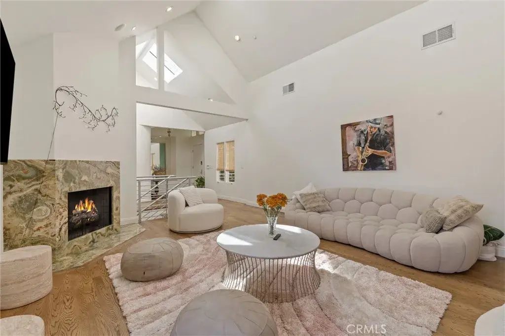 2127 Kress Street, Hollywood Hills