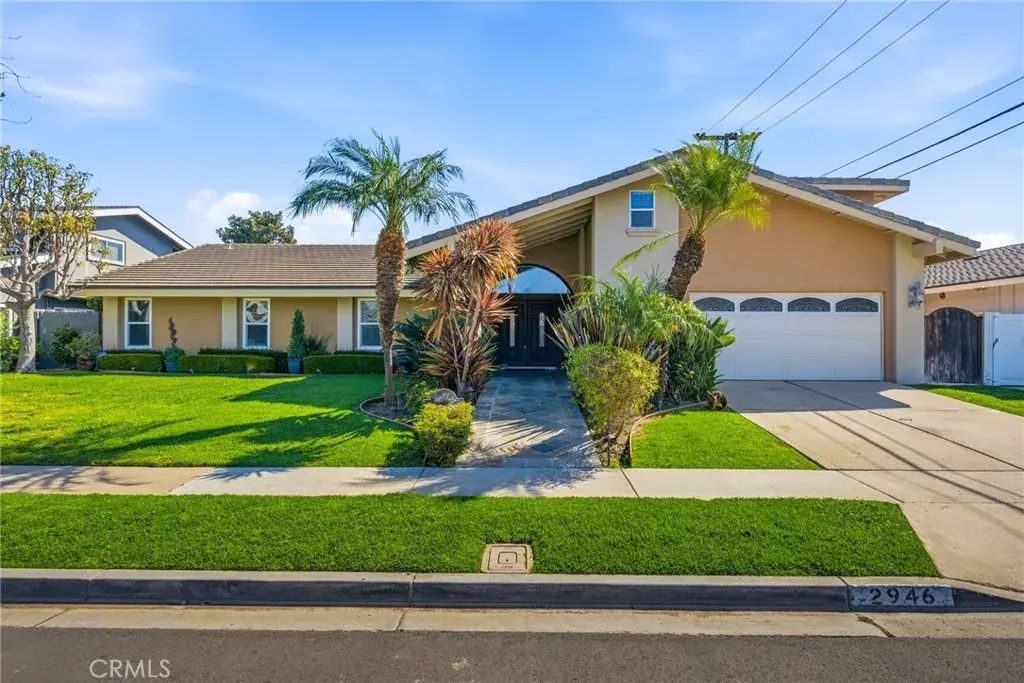 2946 Maui, Costa Mesa