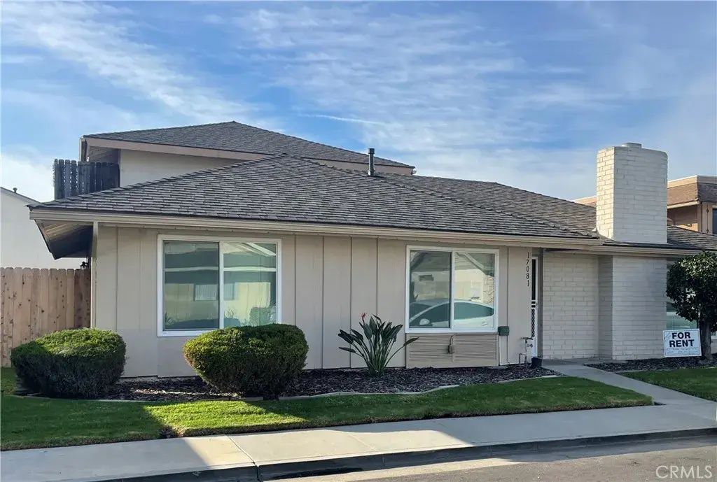 17081 Grove, Huntington Beach