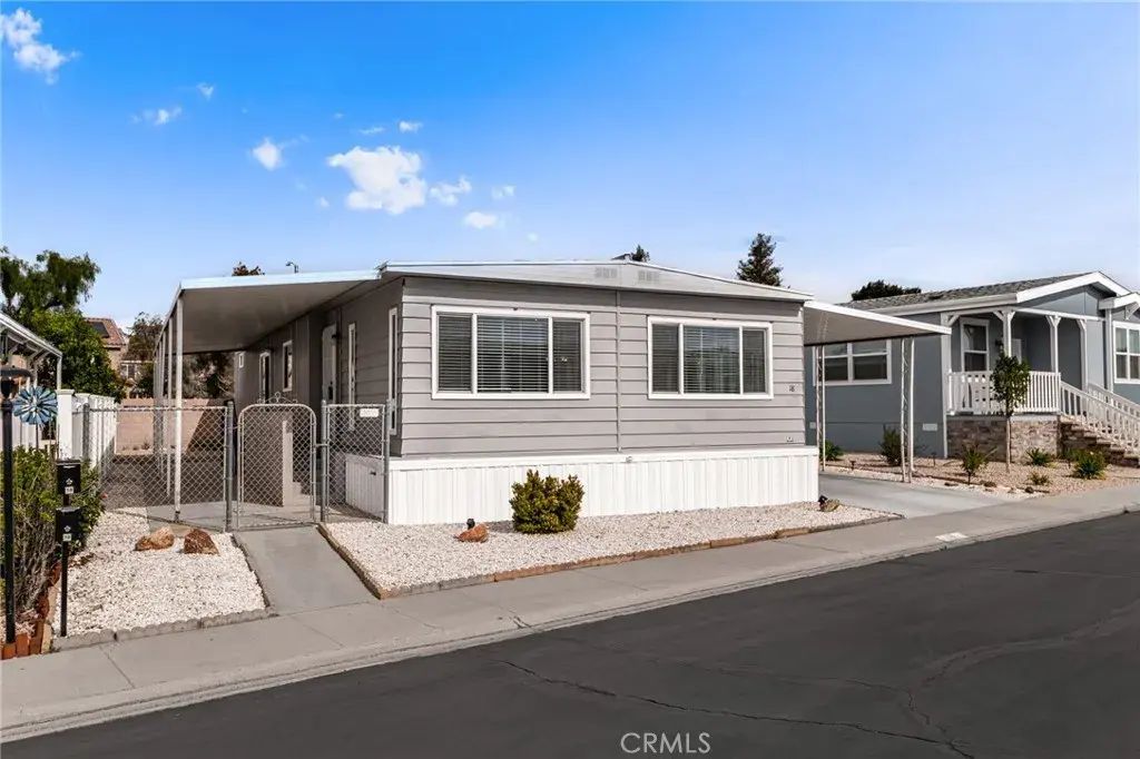 1251 E Lugonia Ave 18, Redlands