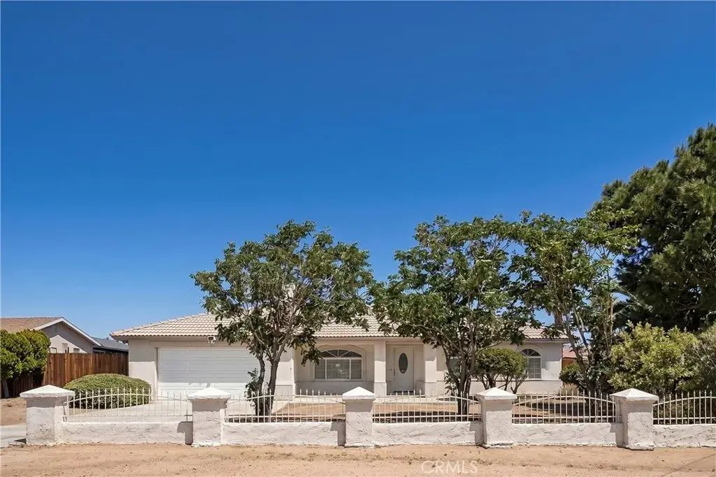 17482 Walnut, Hesperia