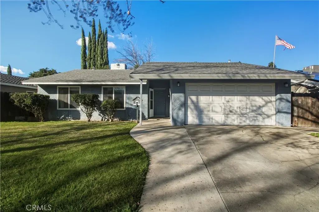 415 Columbia, Merced