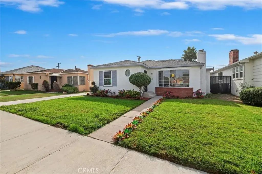 2816 W 84th, Inglewood