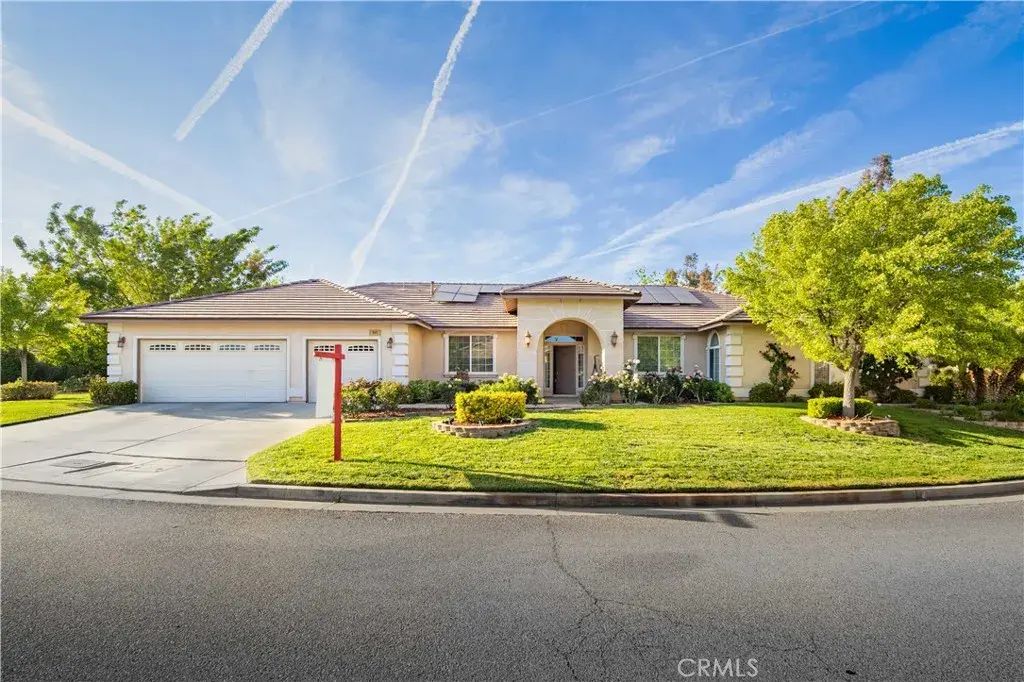 241 W Quail Drive, Palmdale