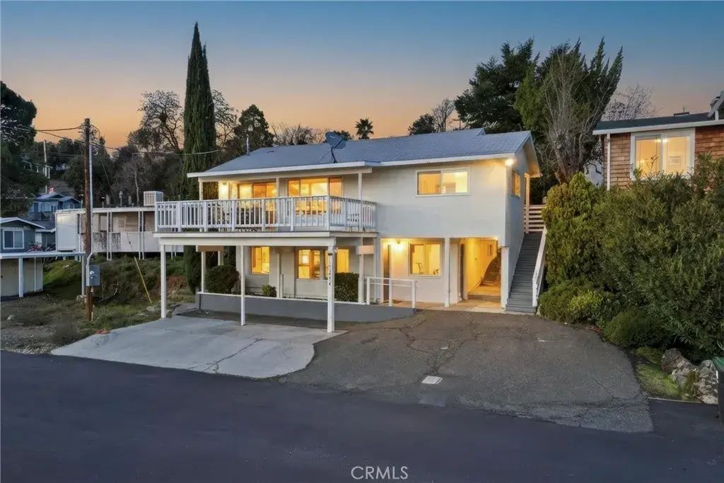 13680 Lower Lakeshore, Clearlake