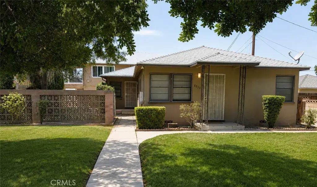 6735 Yellowstone Drive A, Riverside