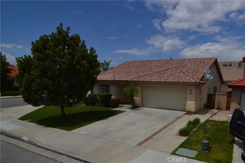 25760 Horado, Moreno Valley