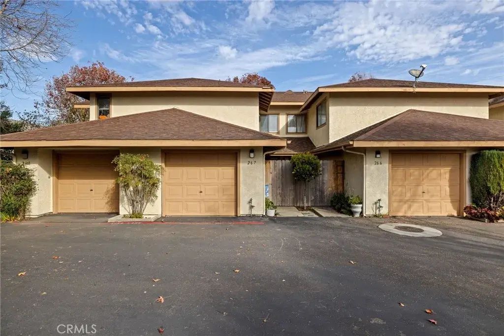 267 Village Circle Drive, Lompoc