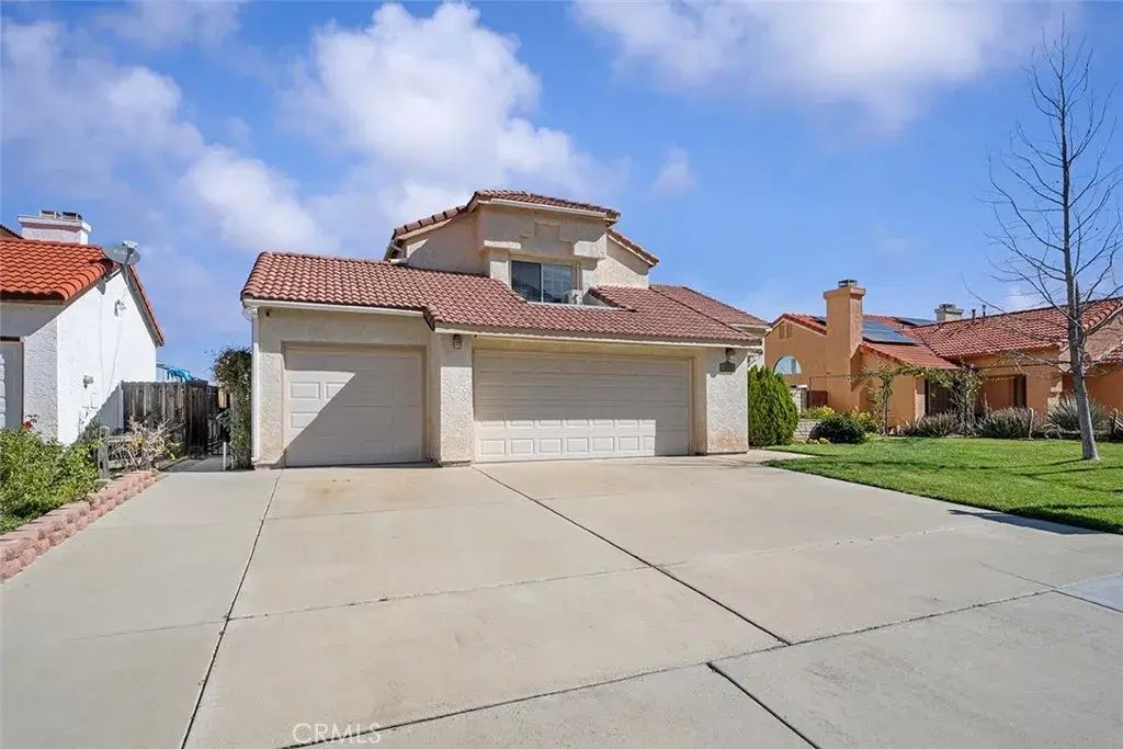 15660 Laguna, Lake Elsinore