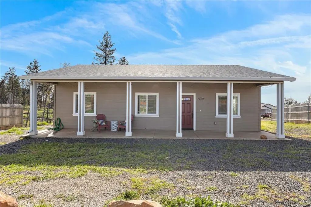 1398 Elliott, Paradise