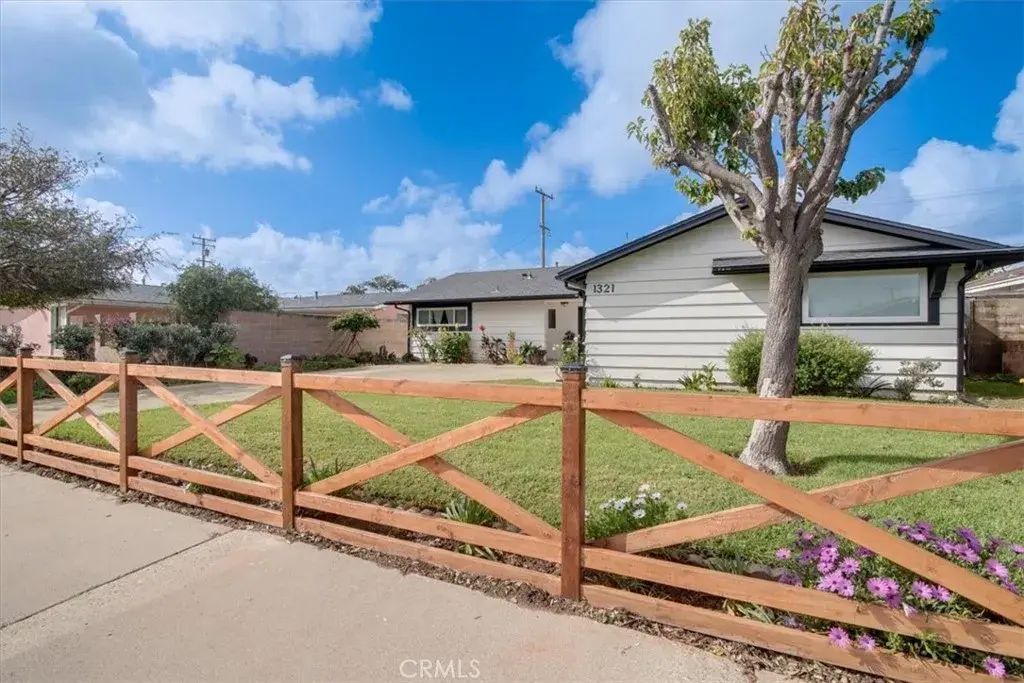 1321 Orchid, Lompoc