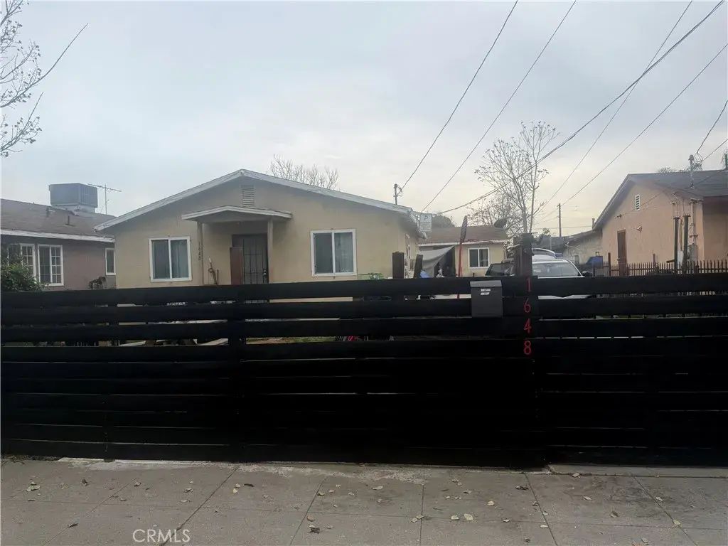 1648 E 110th, Los Angeles