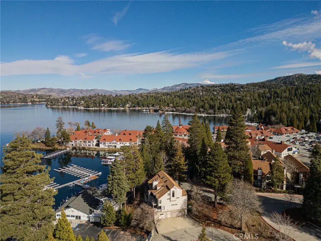 4 Village B, Lake Arrowhead