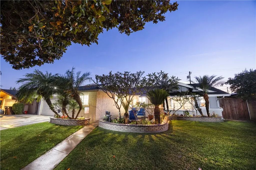 1447 S Easy Way, Anaheim