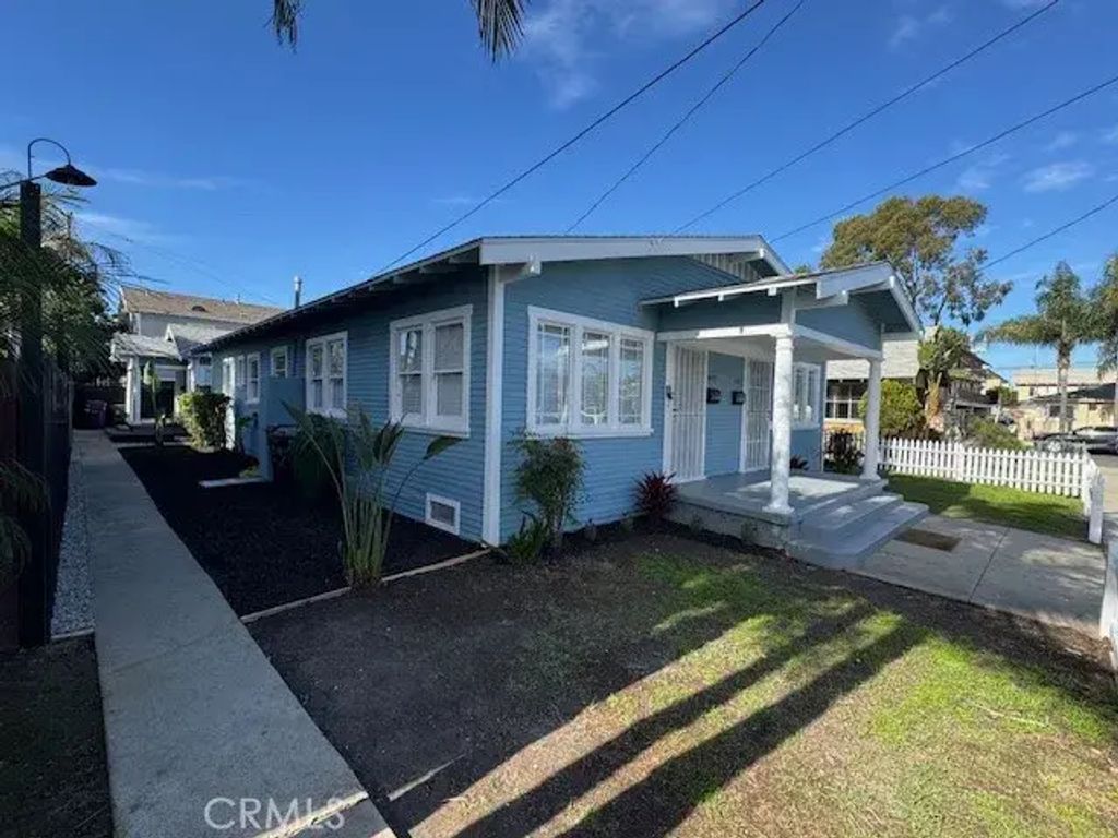 485 Gaviota, Long Beach