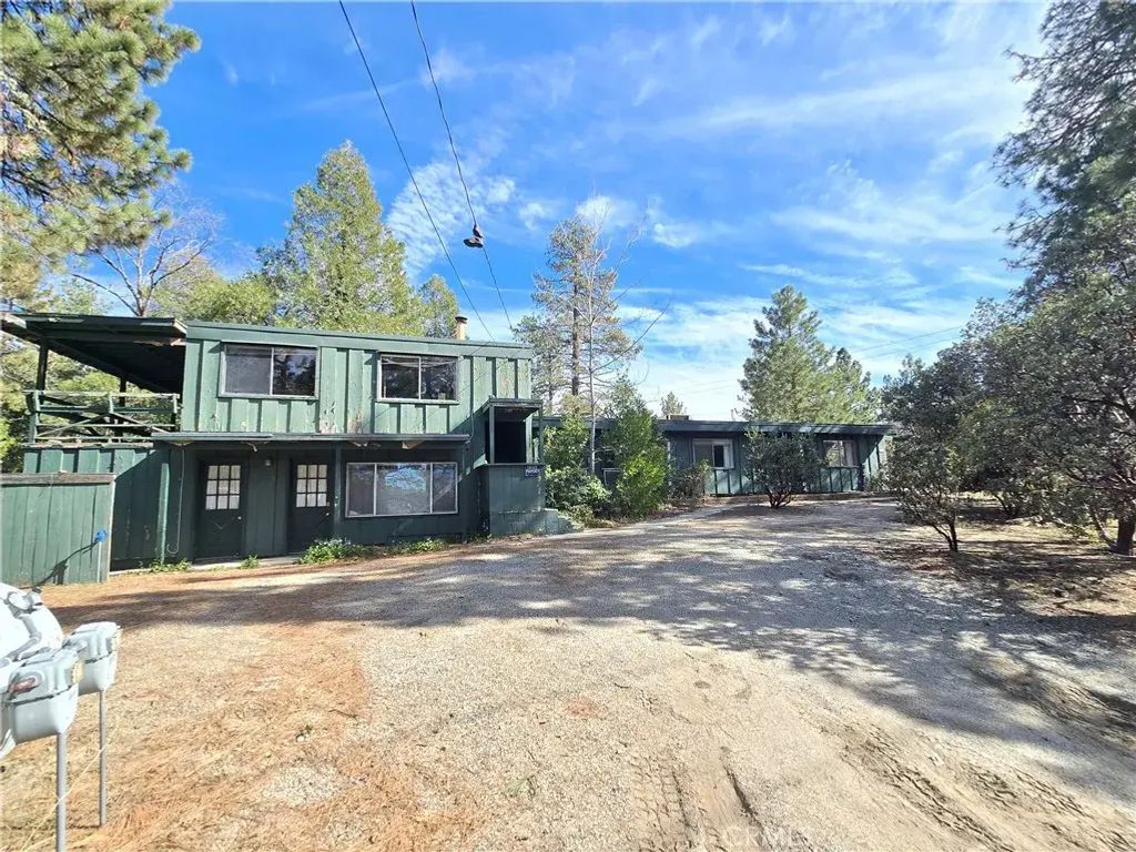 26650 Fairway, Idyllwild