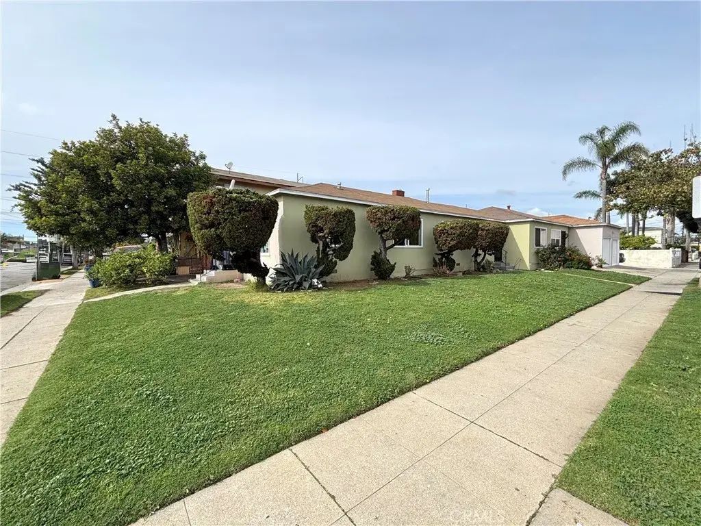 11533 Truro, Hawthorne