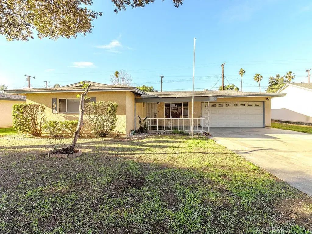 8815 San Vicente, Riverside