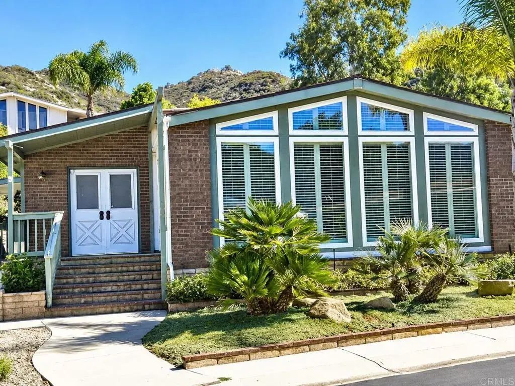 8975 Lawrence Welk Drive 409, Escondido
