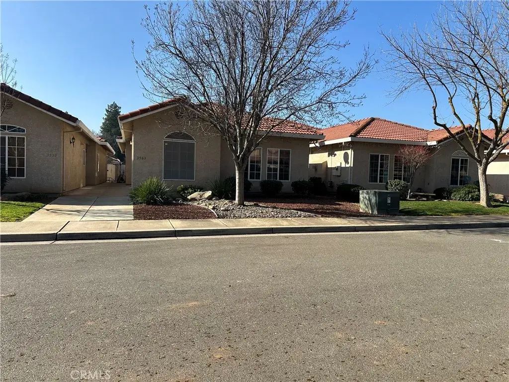 3563 Century, Merced