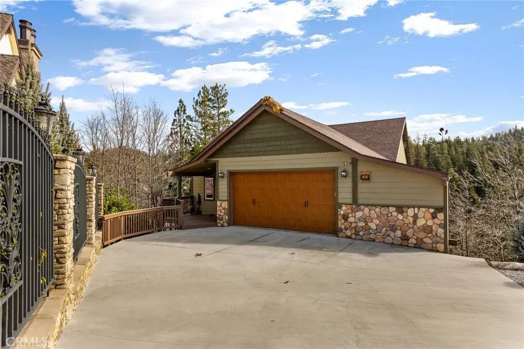 806 Brentwood, Lake Arrowhead