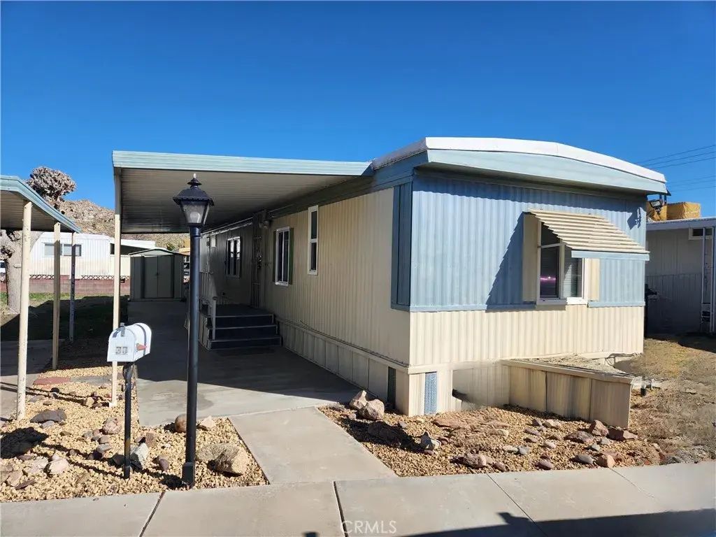 15940 Stoddard Wells Rd 30, Victorville