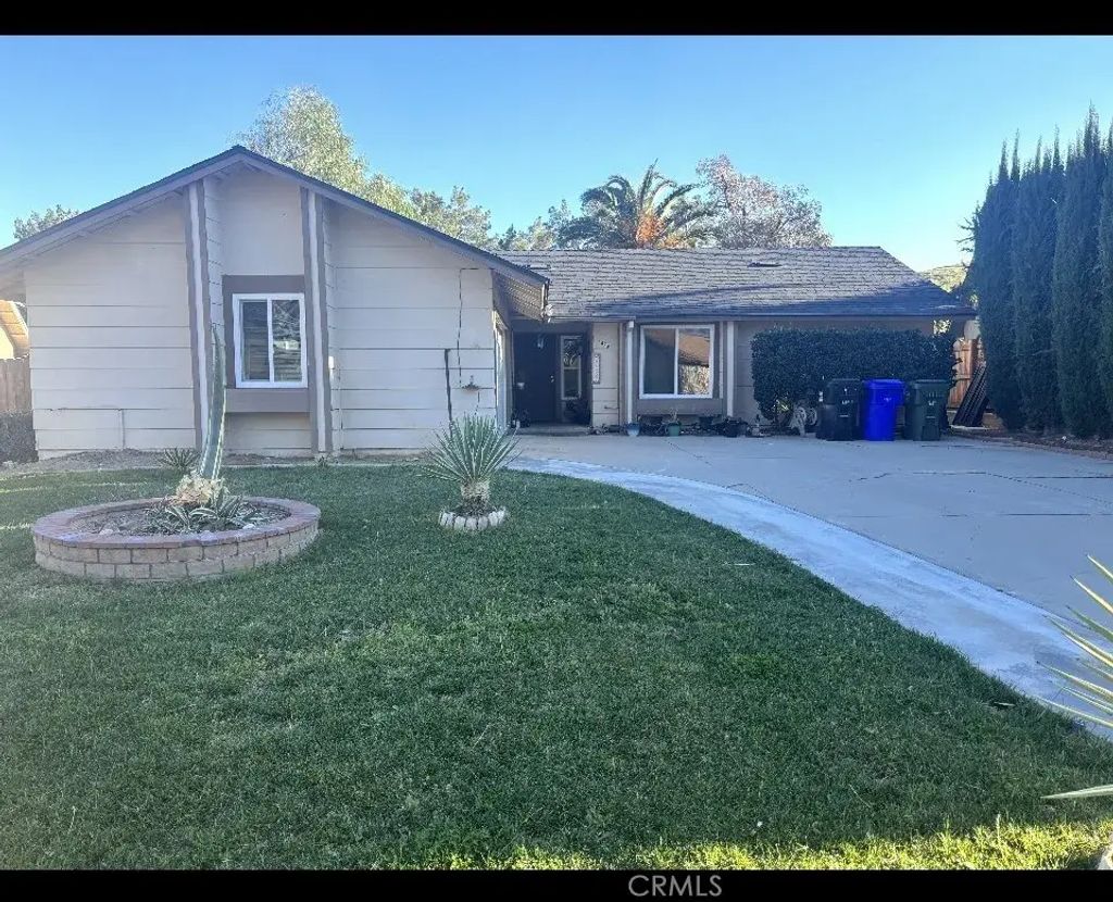 1479 Indian Trail, San Bernardino