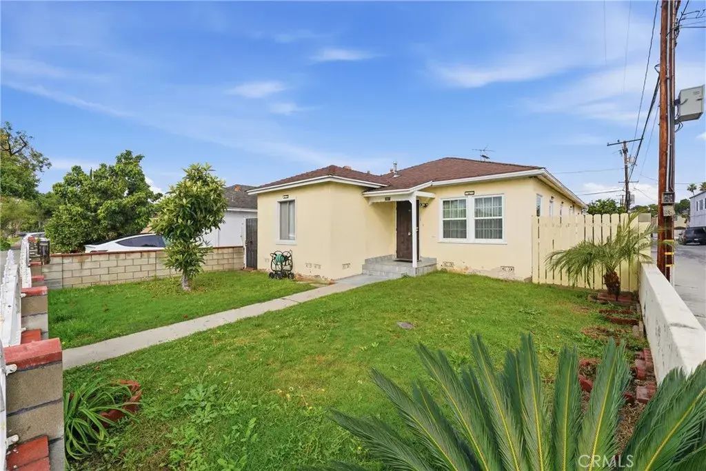 1917 E Harding, Long Beach