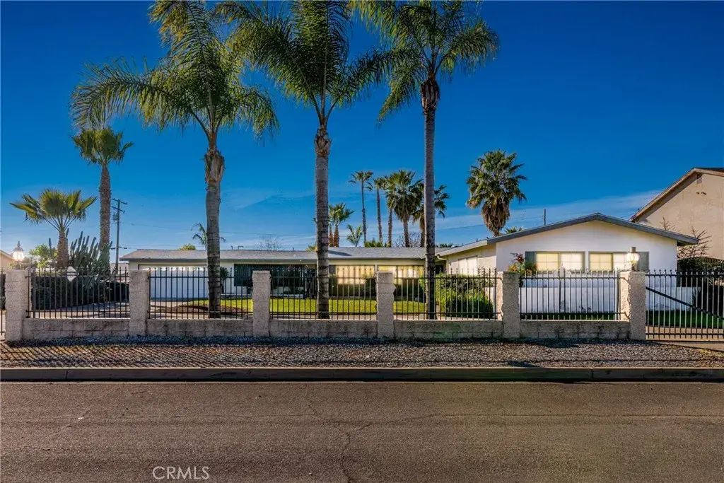 1098 Richards, Perris