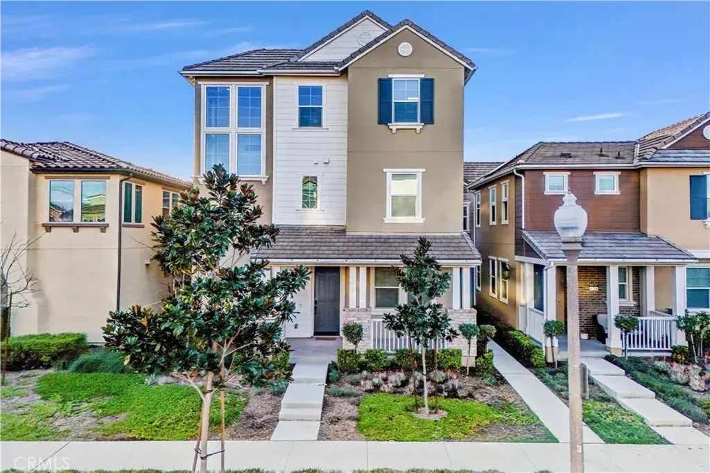 16272 Meadowhouse, Chino