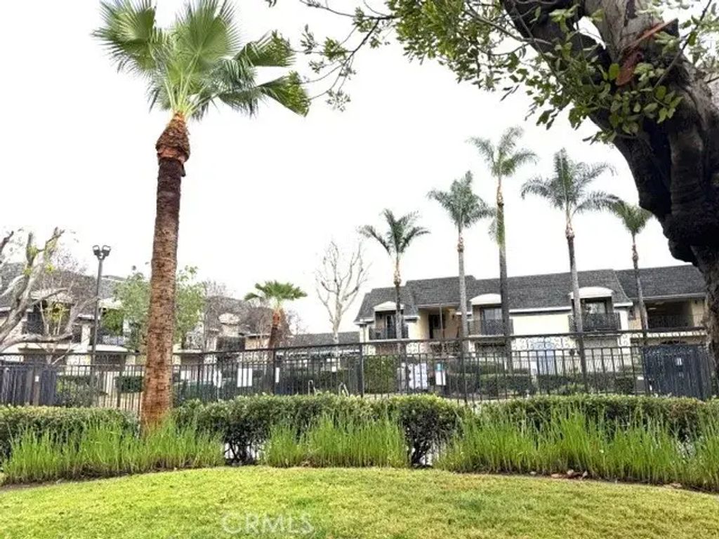 149 W 6th Street, 57, San Bernardino