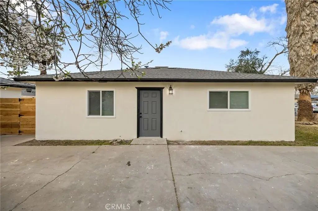2252 S Eunice Avenue, Fresno