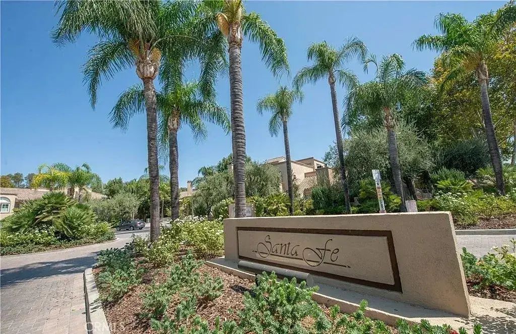 23745 Del Monte 148, Valencia