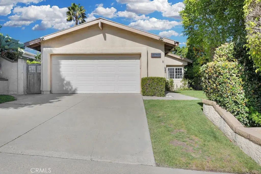 27161 Cedros, Mission Viejo