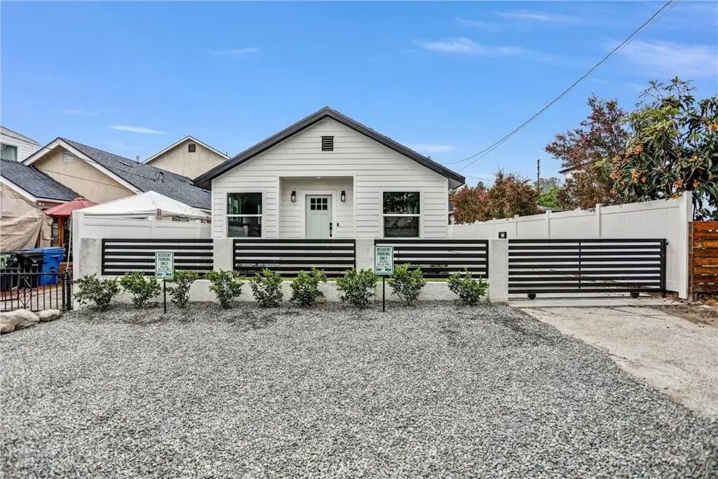 723 Chestnut Avenue, Los Angeles