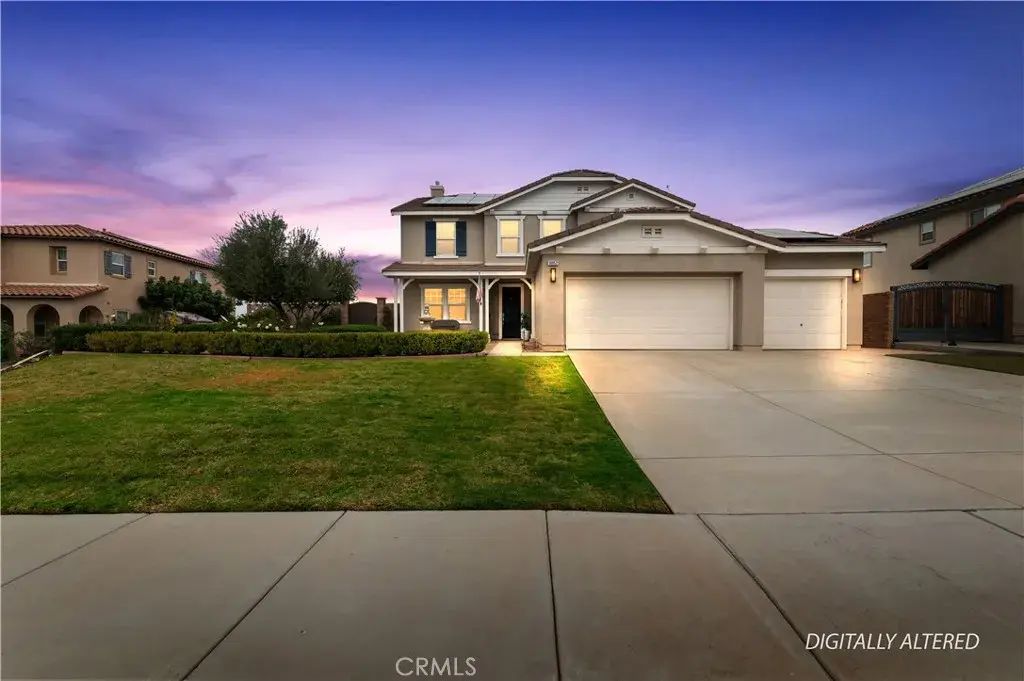 10052 Greenhorn Court, Corona