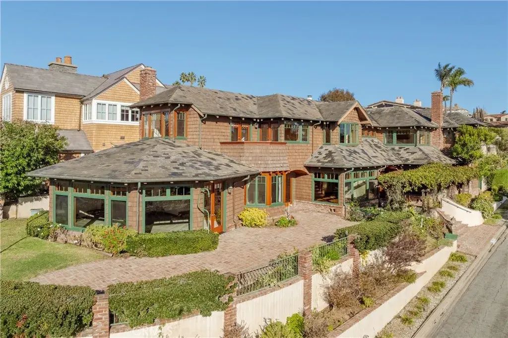 811 6th, Manhattan Beach