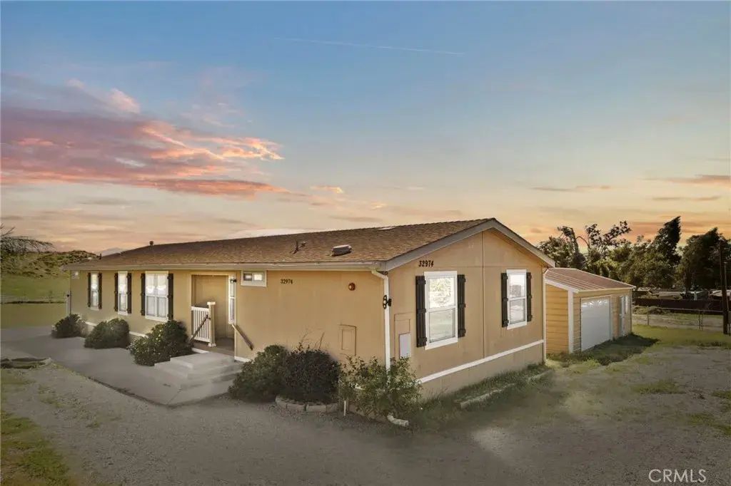 32974 Grand, Winchester