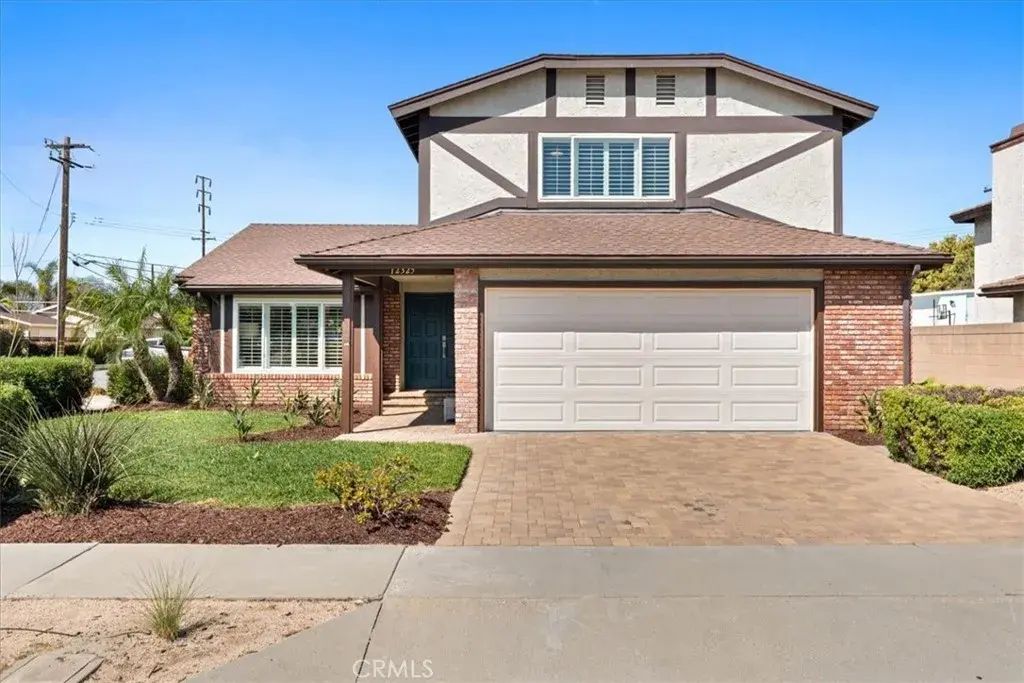 12325 Glynn, Downey