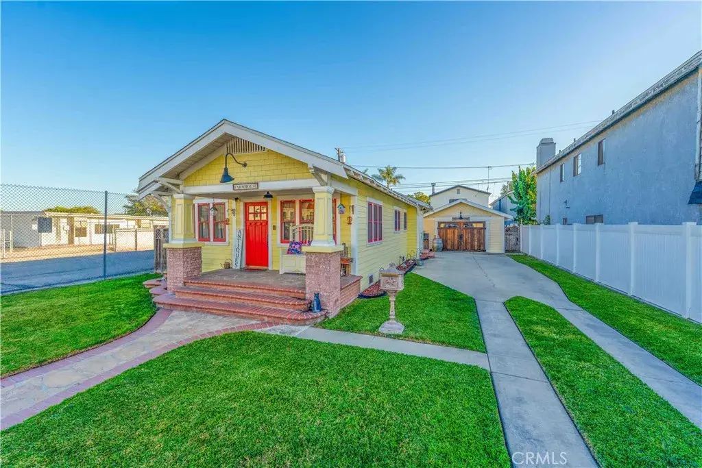 226 E 53rd Street, Long Beach